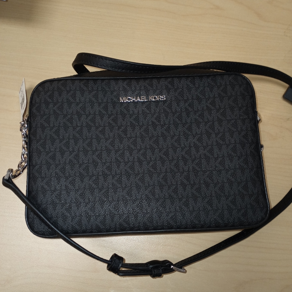 Michael Kors crossbody